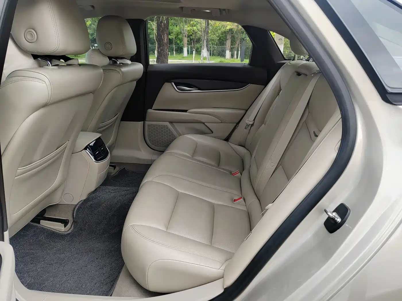Cadillac XTS 2017 28T Technology фото 6