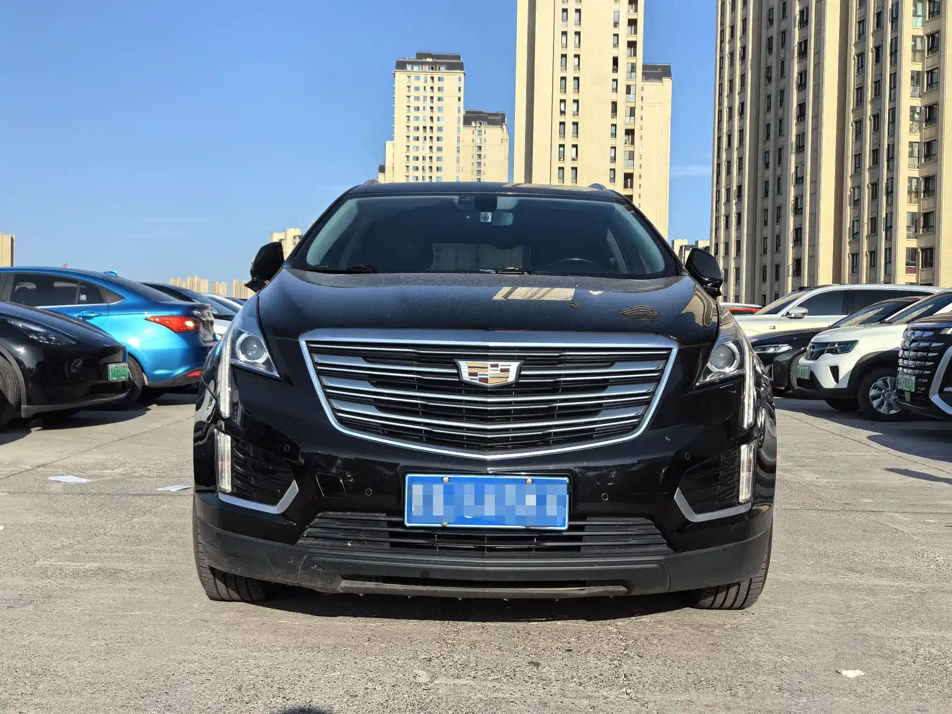 Фото 2 - Cadillac XT5