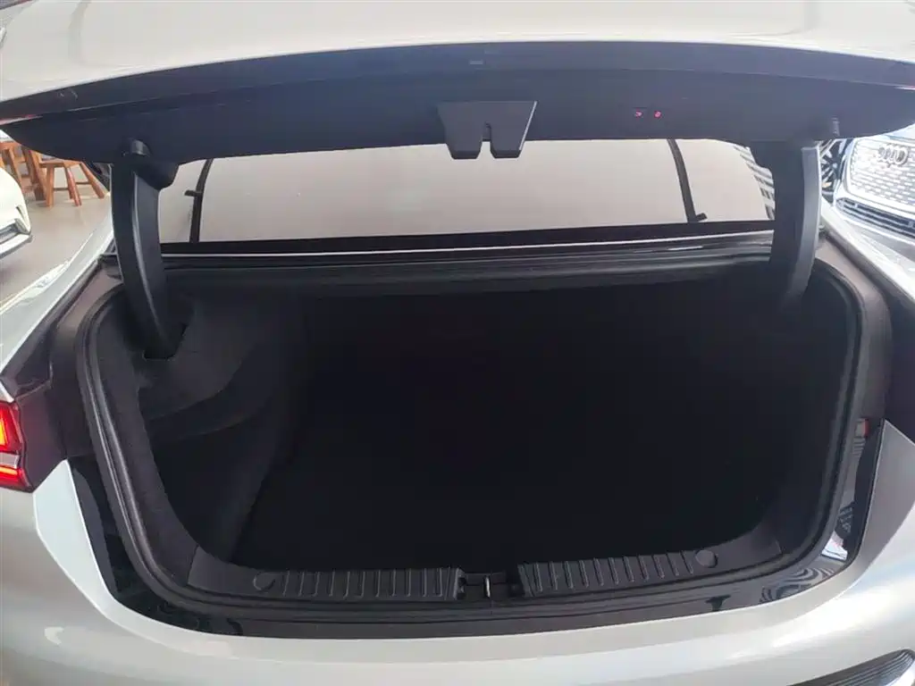 BYD Han 2020 EV Extended Range Luxury фото 19