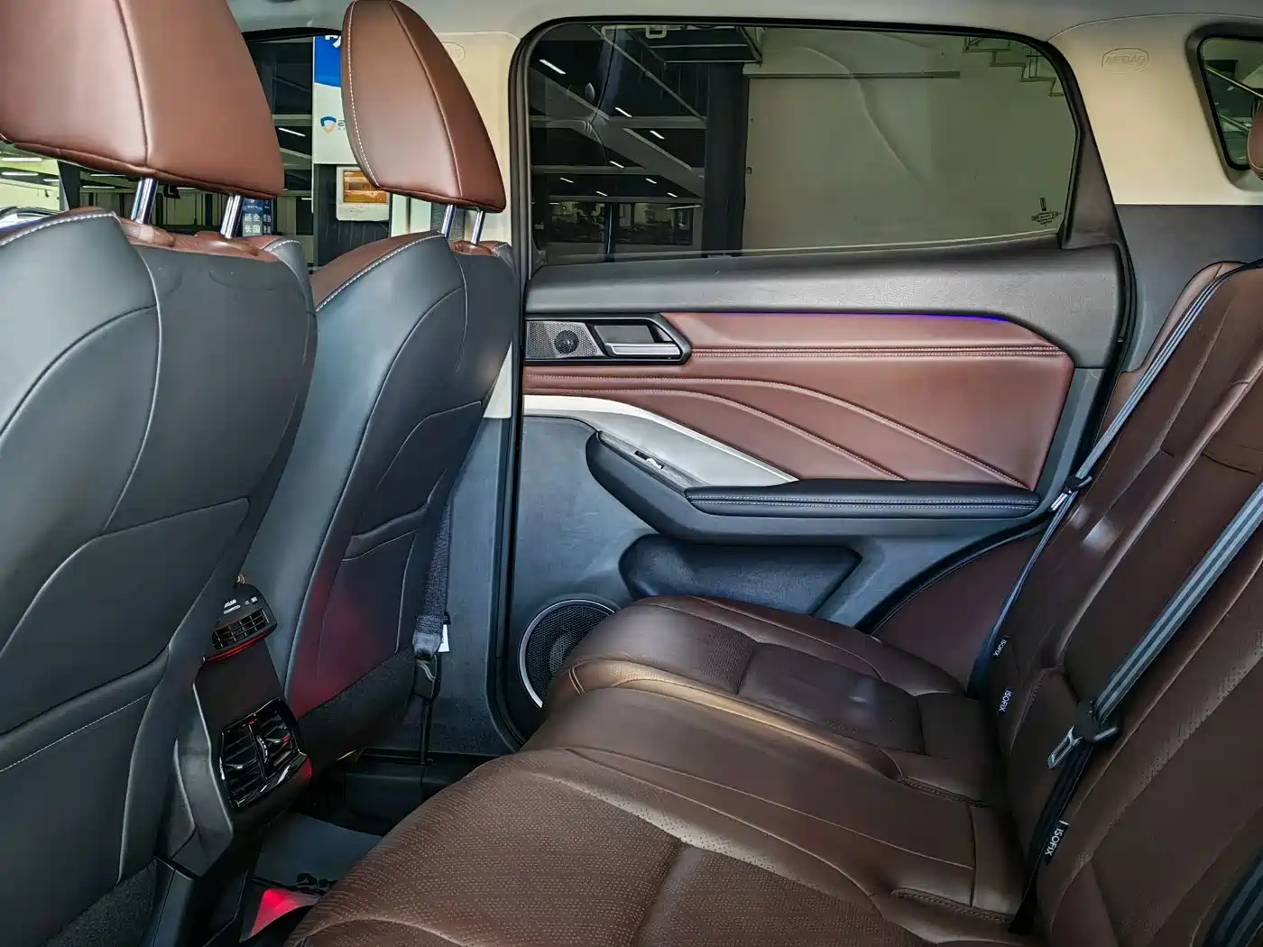 WEI PAI WEI BRAND VV6