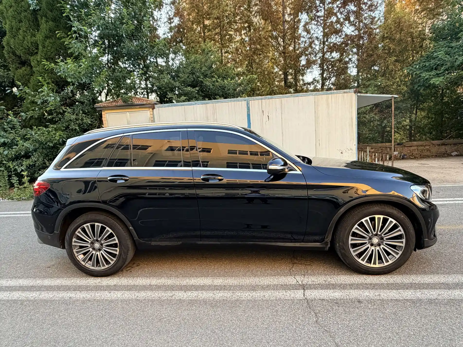 Фото 3 - Mercedes-Benz GLC