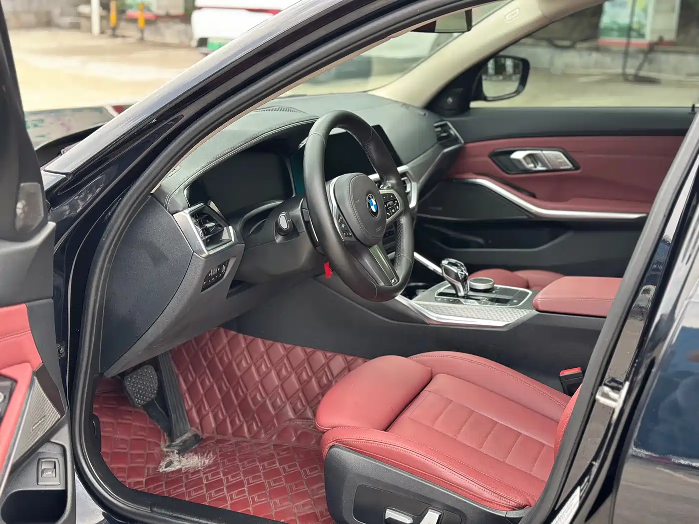 BMW 3 Series 2021 325Li M Sport Night Edition фото 4