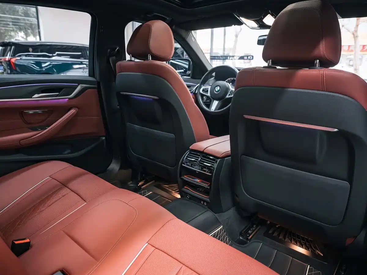 BMW 5-SERIES
