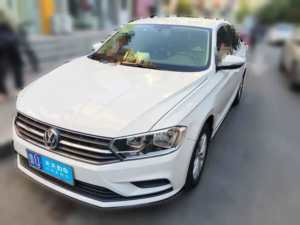 Volkswagen Bora 2018 1.5L Automatic Fashion
