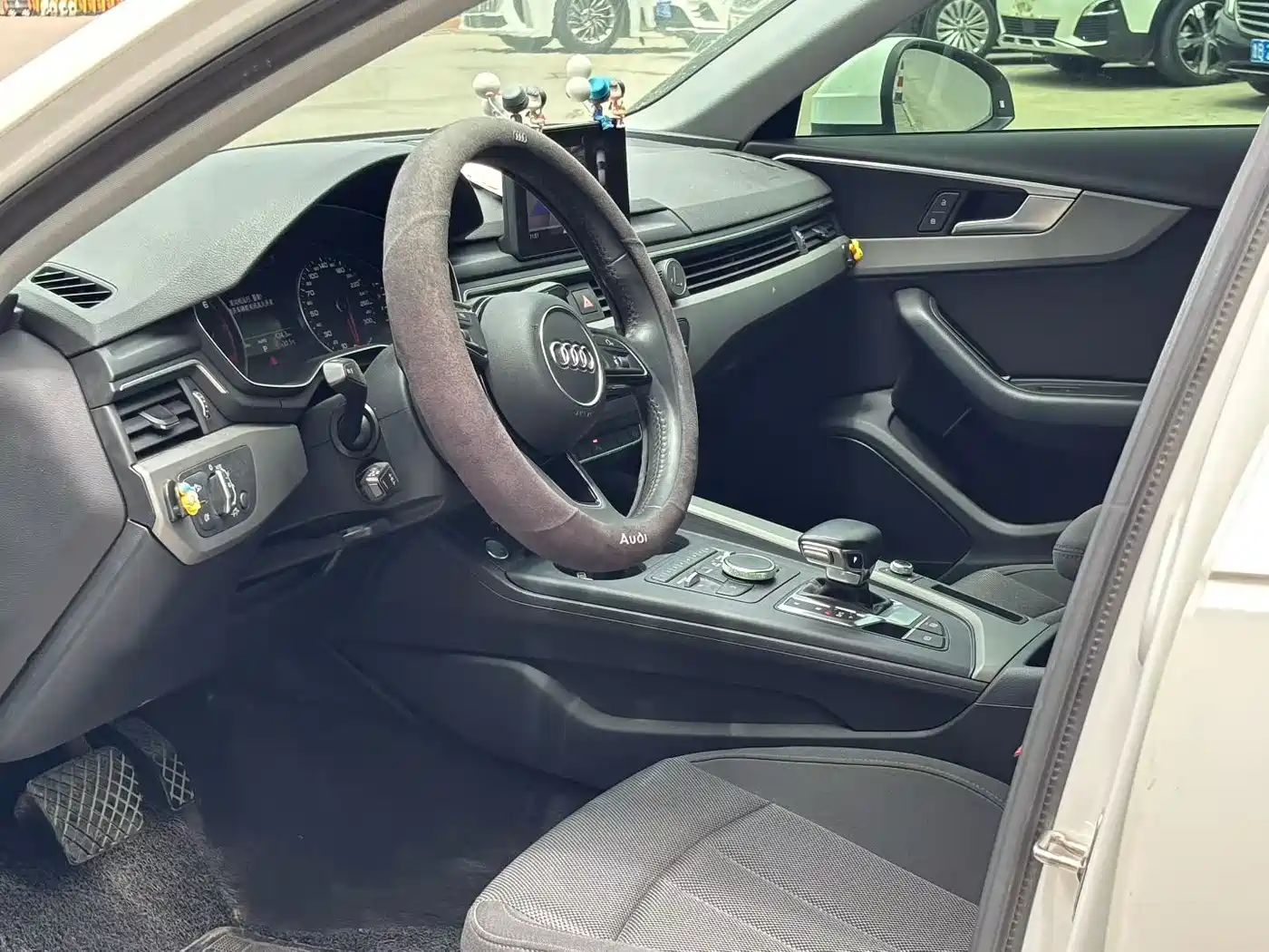 Audi A4L 2018 30th Anniversary 40 TFSI Progressive фото 4