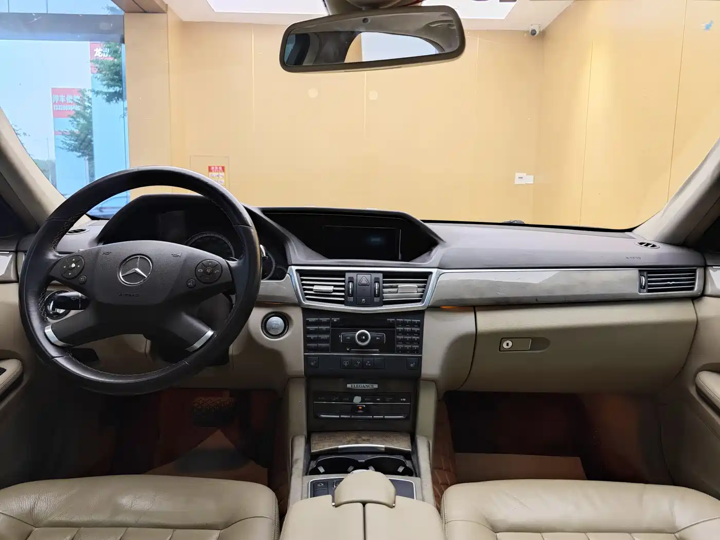 Mercedes-Benz E-Class (Import) 2009 Model E 300 Elegance Version фото 20