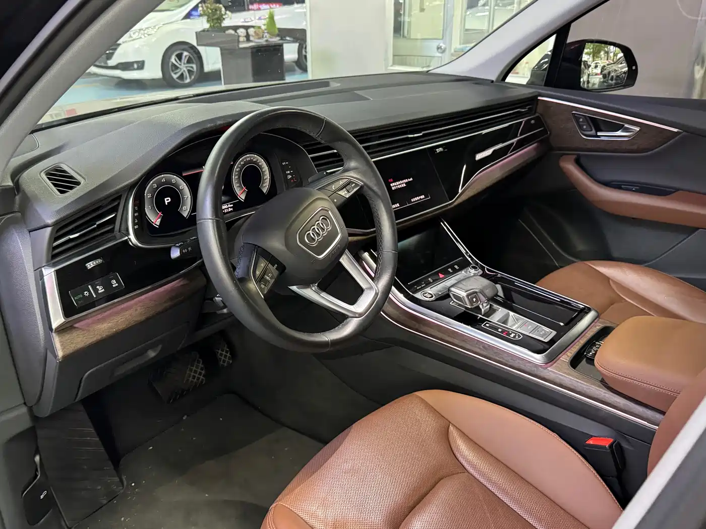 AUDI Q7