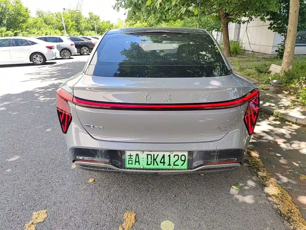 Hongqi EH7 2024 Model 760 Pro+ AWD фото 4