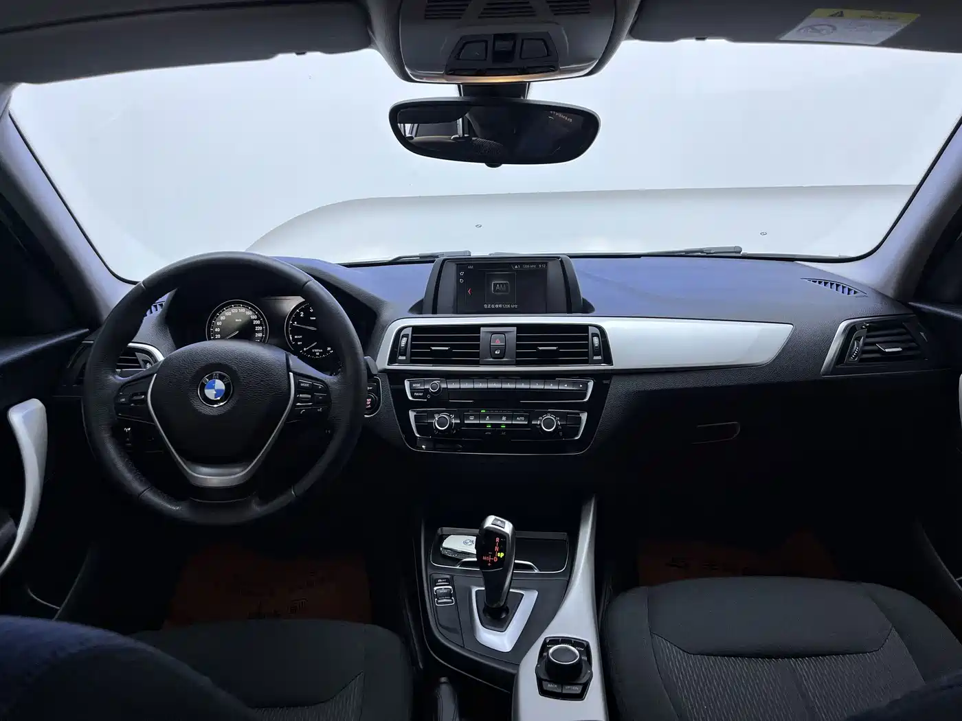 BMW 1 Series (Import) 2019 2018 118i Leading