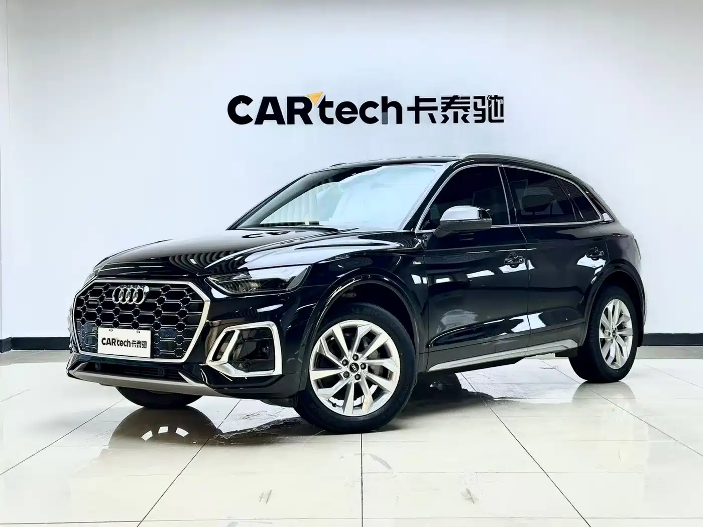 Audi Q5L 2022 40T Luxury Dynamic фото 2