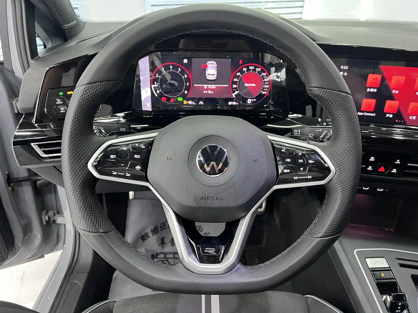 Volkswagen Golf 2023 280TSI DSG R-Line Lite фото 12