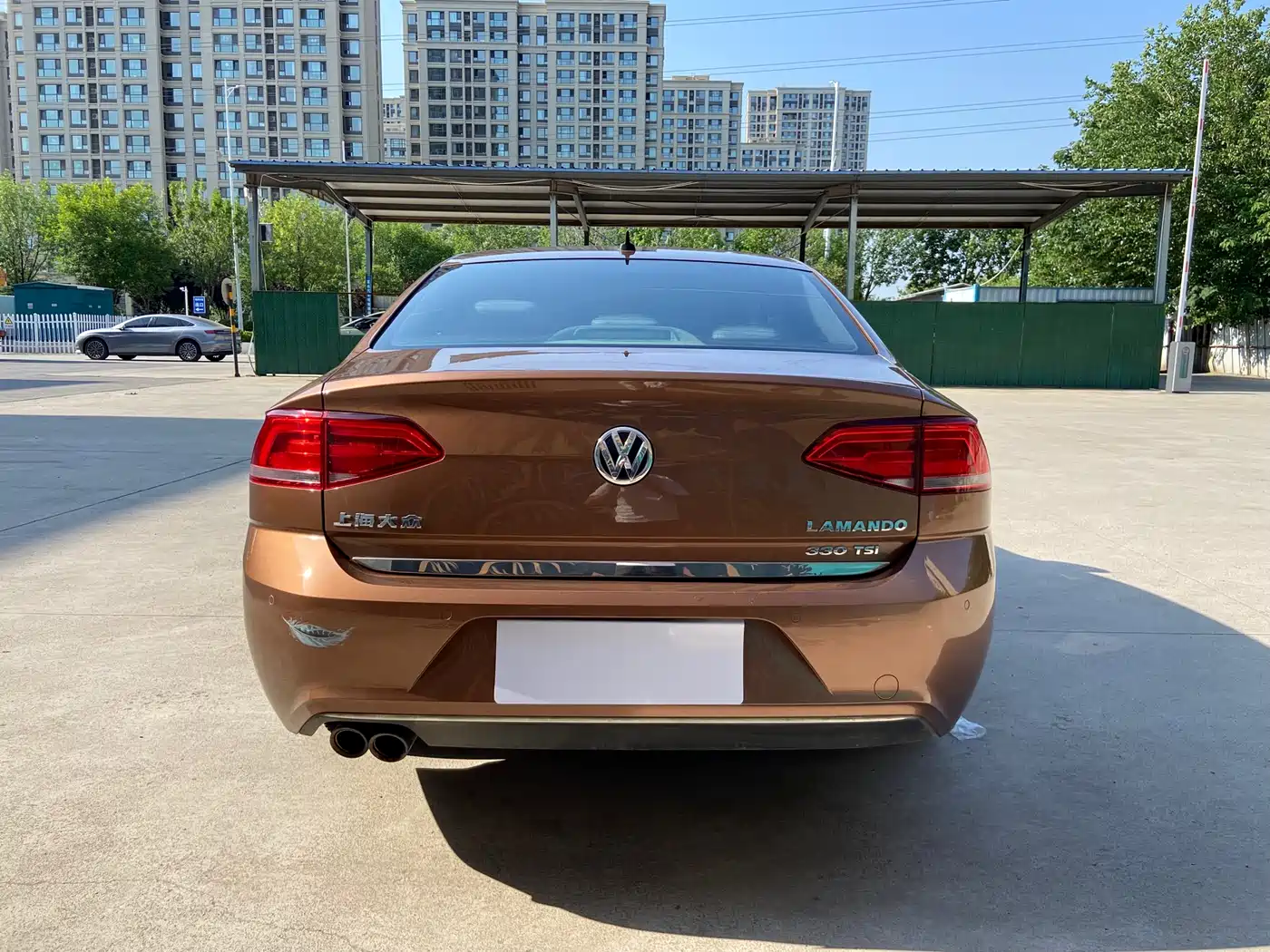 Volkswagen Lamando 2015 330TSI DSG Luxury Edition фото 4