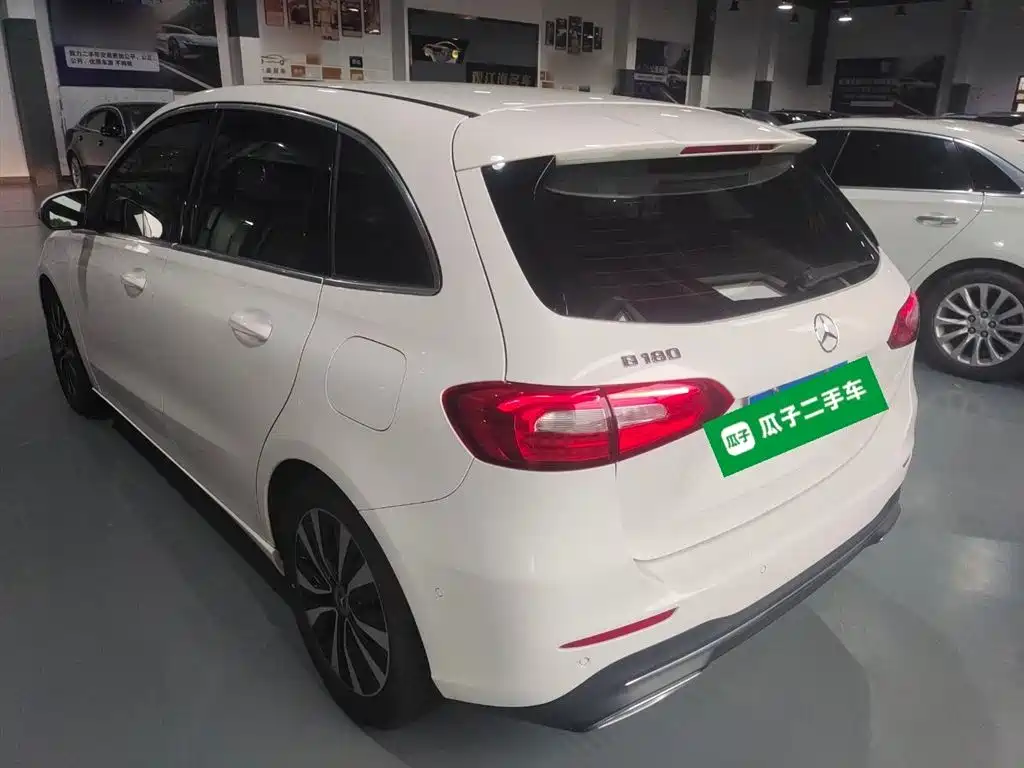 Mercedes-Benz B-Class 2021 B 180 Style фото 5