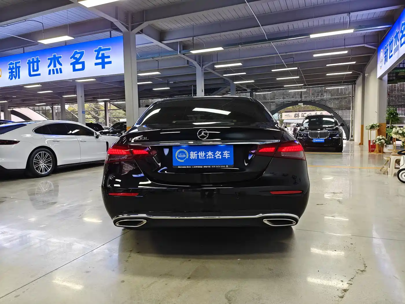 MERCEDES-BENZ E CLASS