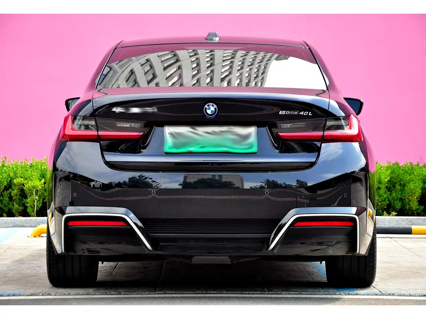 BMW i3 2024 eDrive 40 L Shadow Night Package фото 6