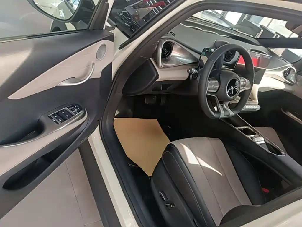 BYD Dolphin 2026 2025 420km Freedom Edition