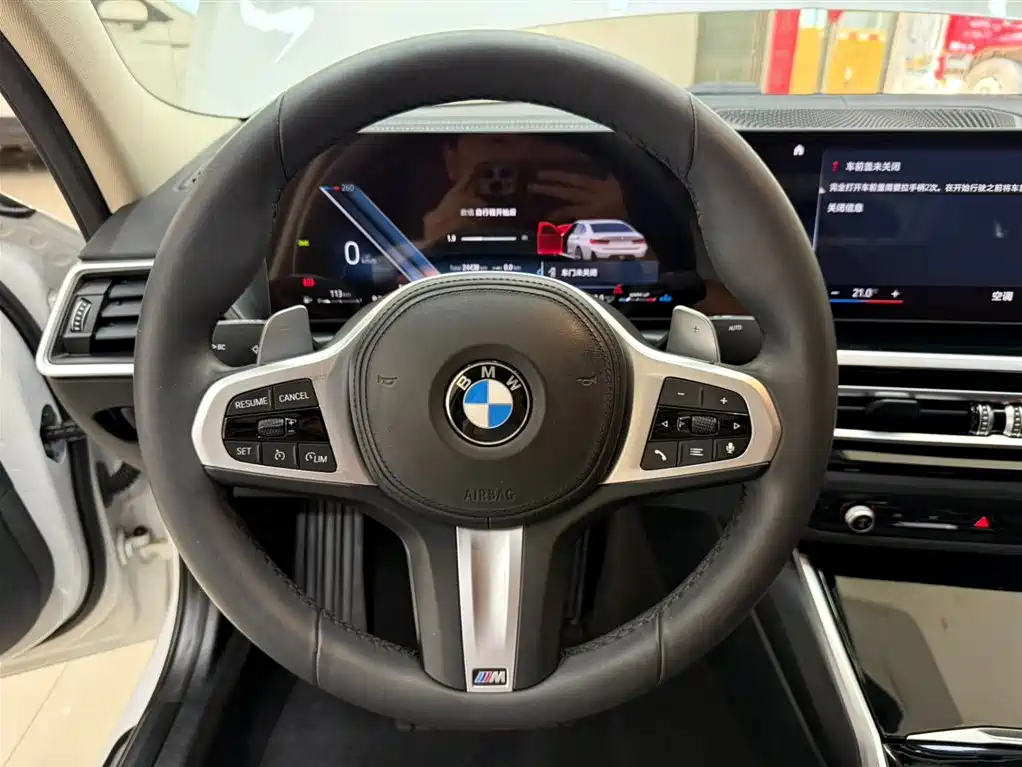 BMW 3 Series 2023 320Li M Sport Package фото 18