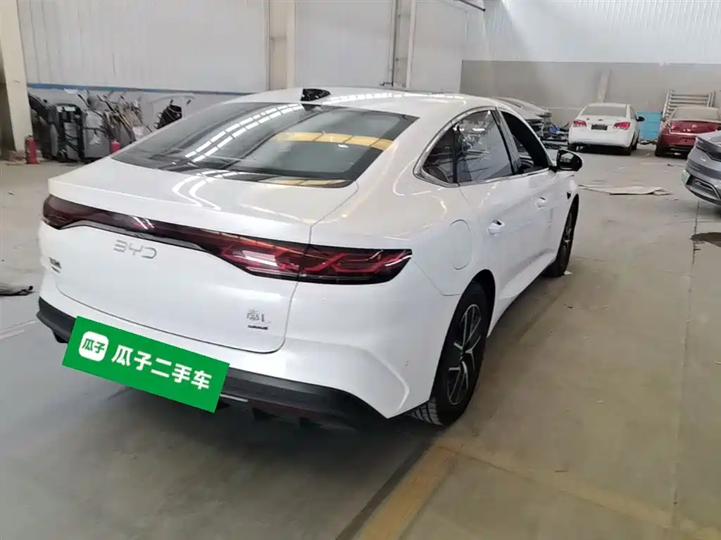 BYD Qin L 2025 DM-i Smart Drive Edition 120KM Surpassing фото 7