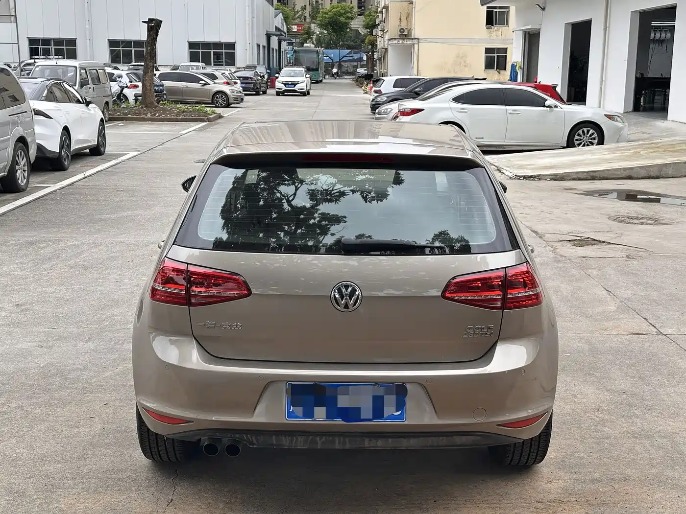 Volkswagen Golf 2016 230TSI Automatic Luxury фото 11