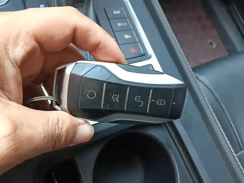 BYD Tang 2019 2.0T Automatic Smart Connect Honor 7-seater China VI фото 9
