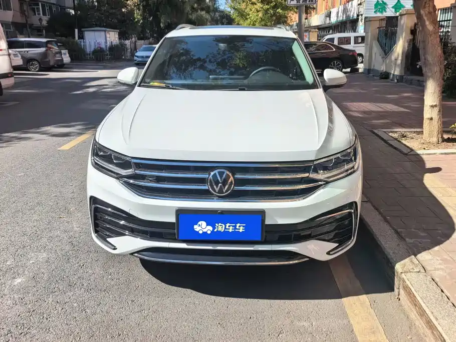 Volkswagen Tiguan L 2026 2025 330TSI Automatic 2WD R-Line Dragon Glory Edition