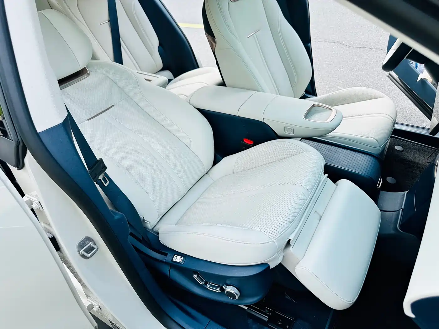 ZEEKR X 2024 2024 Model 4-Seat RWD Version