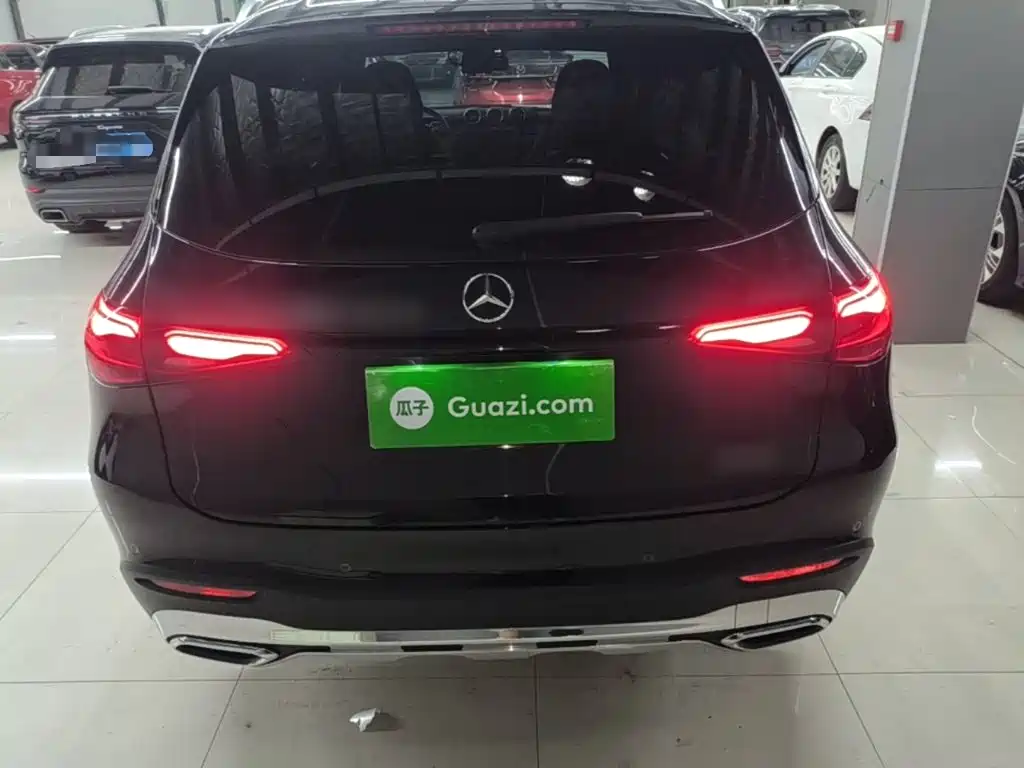 Photo 6 - Mercedes-Benz GLC