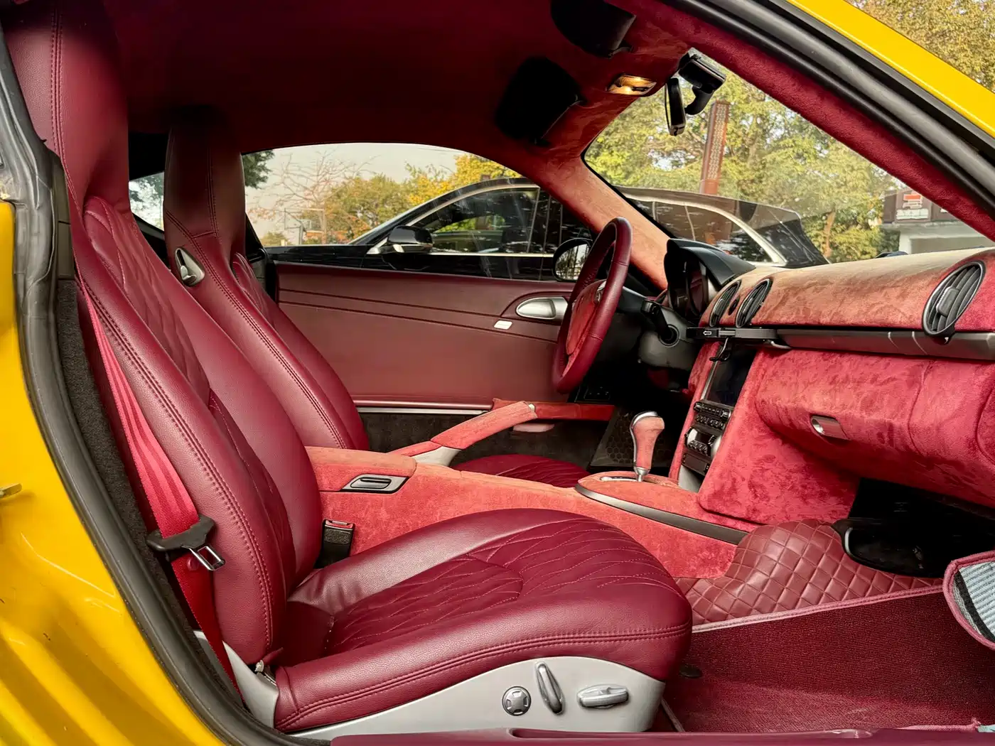 Porsche Cayman фото 21