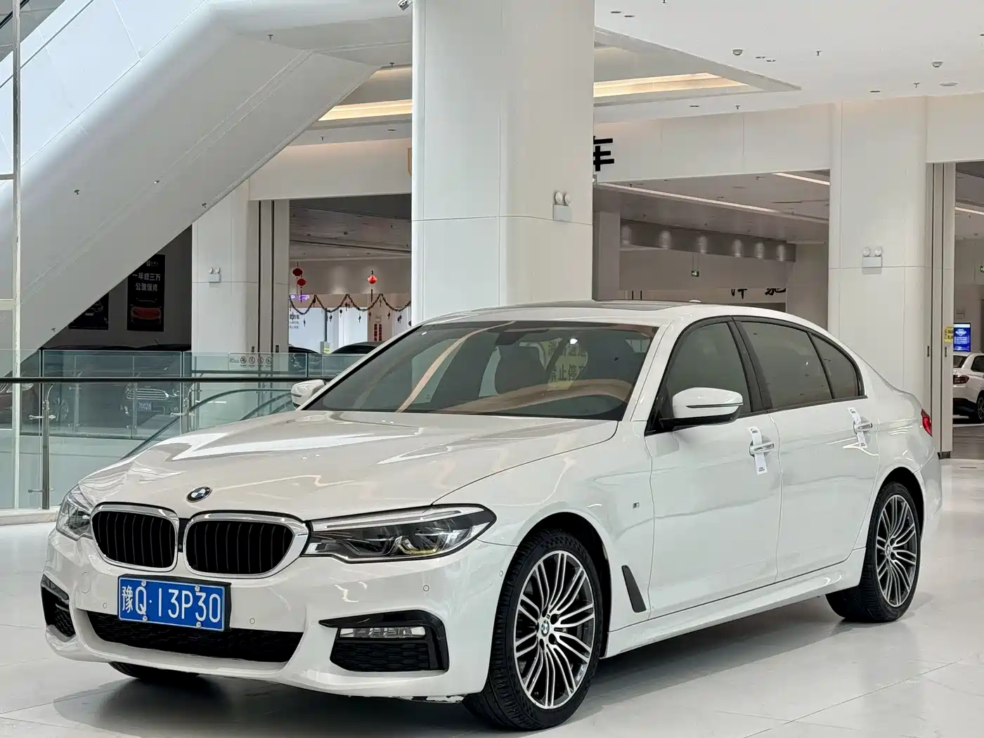 BMW 5 Series 2018 Facelift 530Li Exclusive M Sport Package
