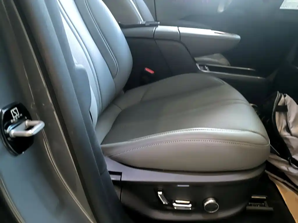 ZEEKR X 2025 2025 5-Seater AWD Sport Edition