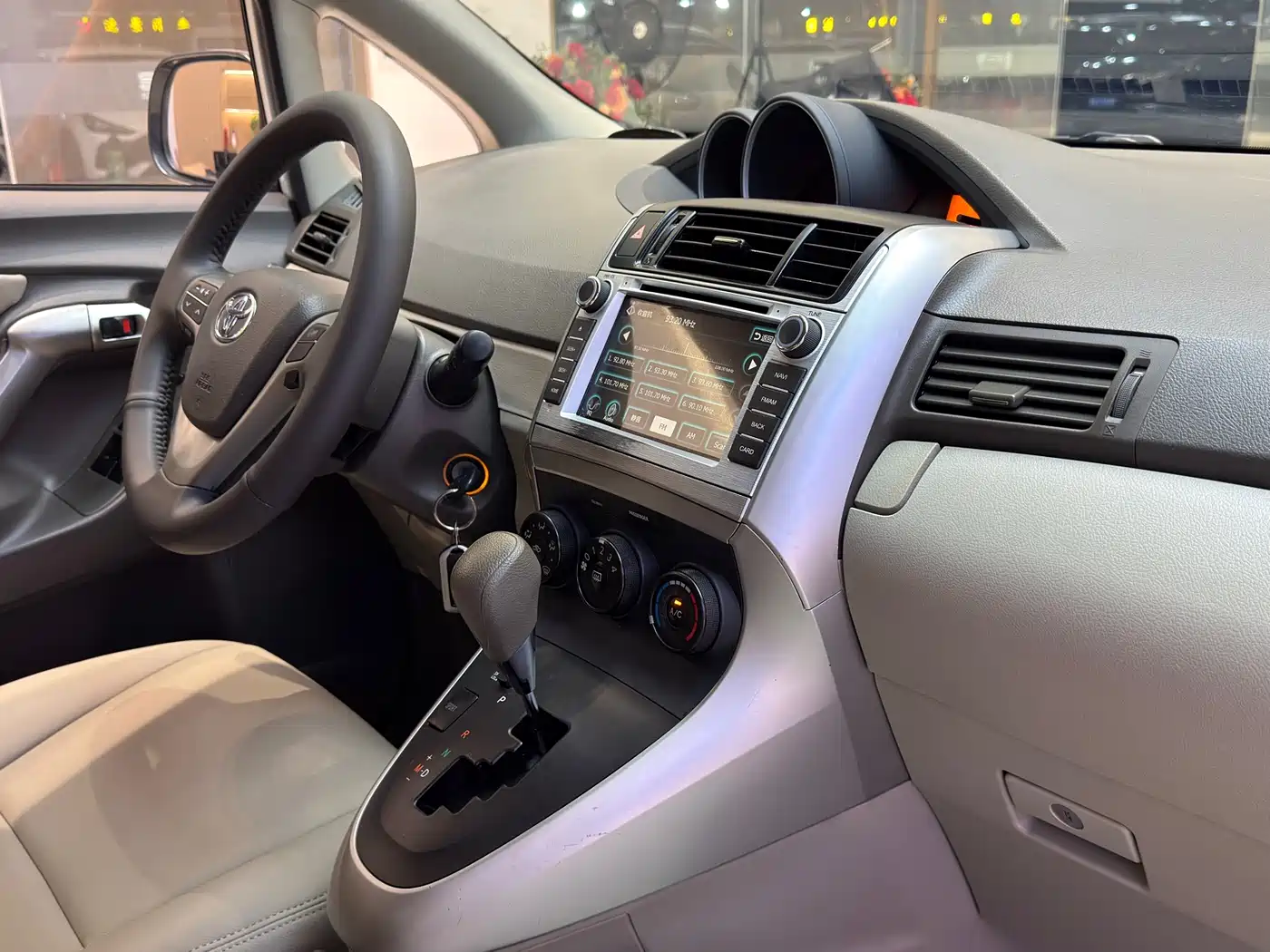 Toyota E'Z 2015 180E CVT Crossover Edition фото 21