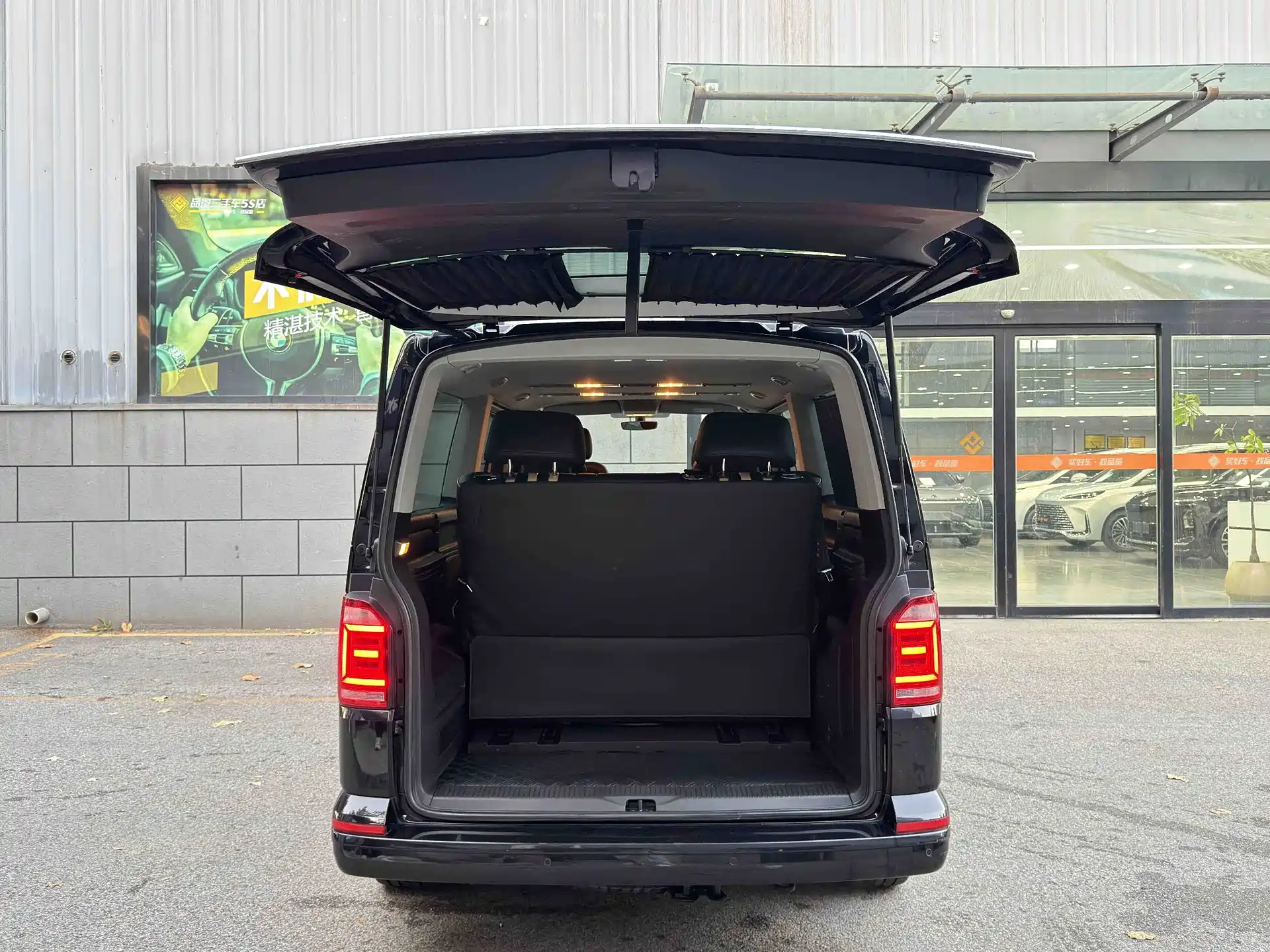 Фото 5 - Volkswagen Caravelle