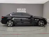 Photo 22 - Jaguar XEL