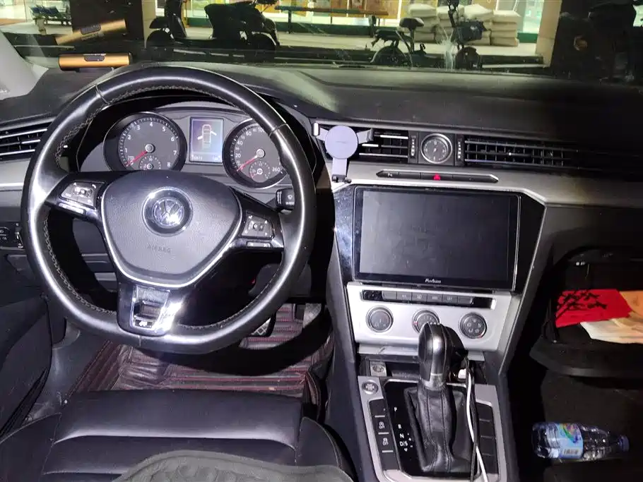 Volkswagen Magotan 2018 280TSI DSG Premium фото 12