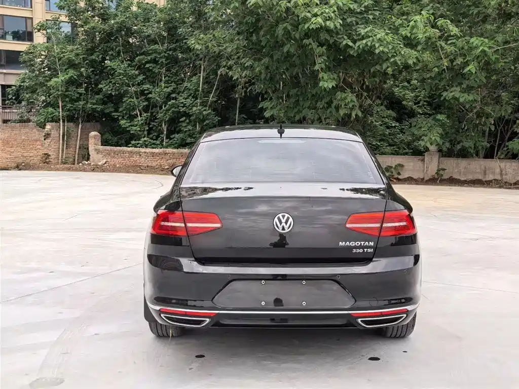 Volkswagen Magotan 2019 330TSI DSG Luxury Class China VI фото 9
