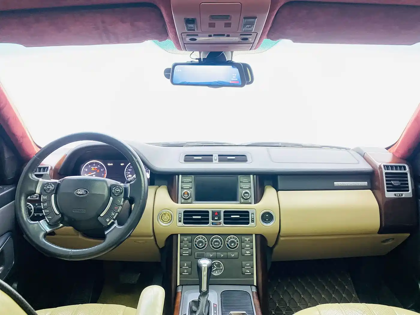 Land Rover Range Rover 2012 5.0 NA V8 фото 7