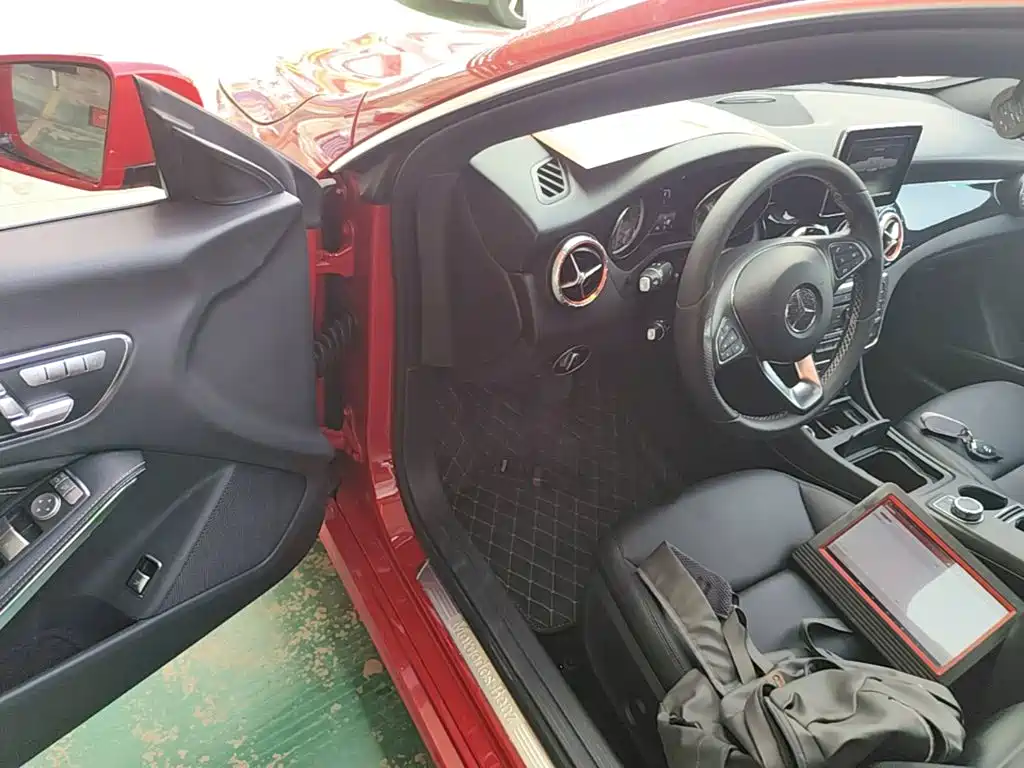 Mercedes-Benz CLA (Import) 2015 2015 CLA 200