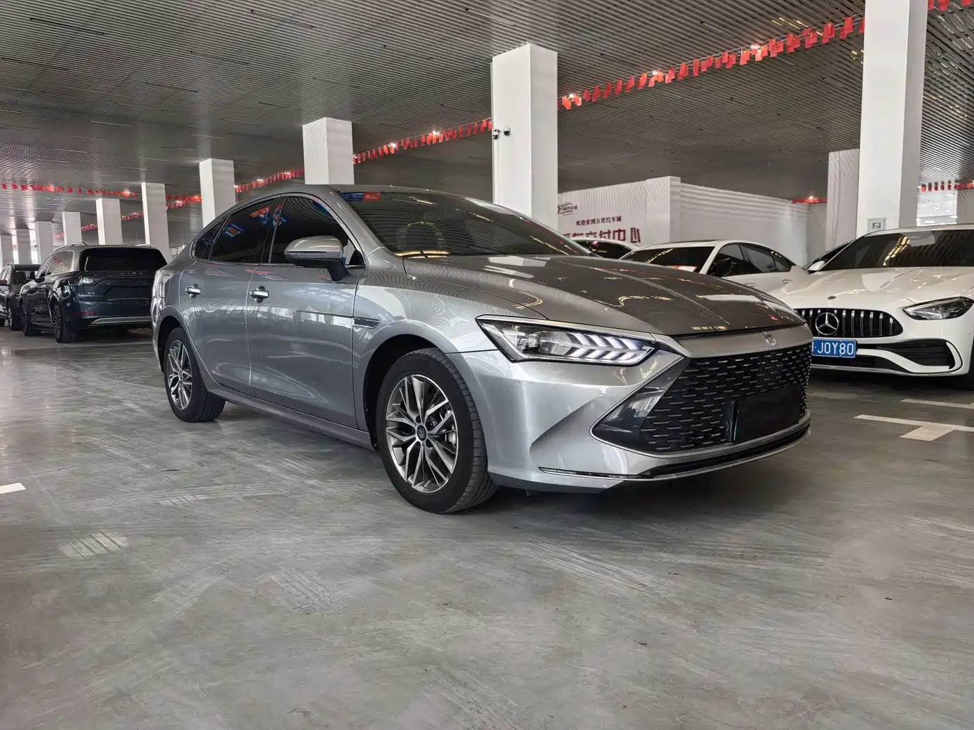 BYD Qin PLUS 2021 DM-i 55KM Flagship фото 3