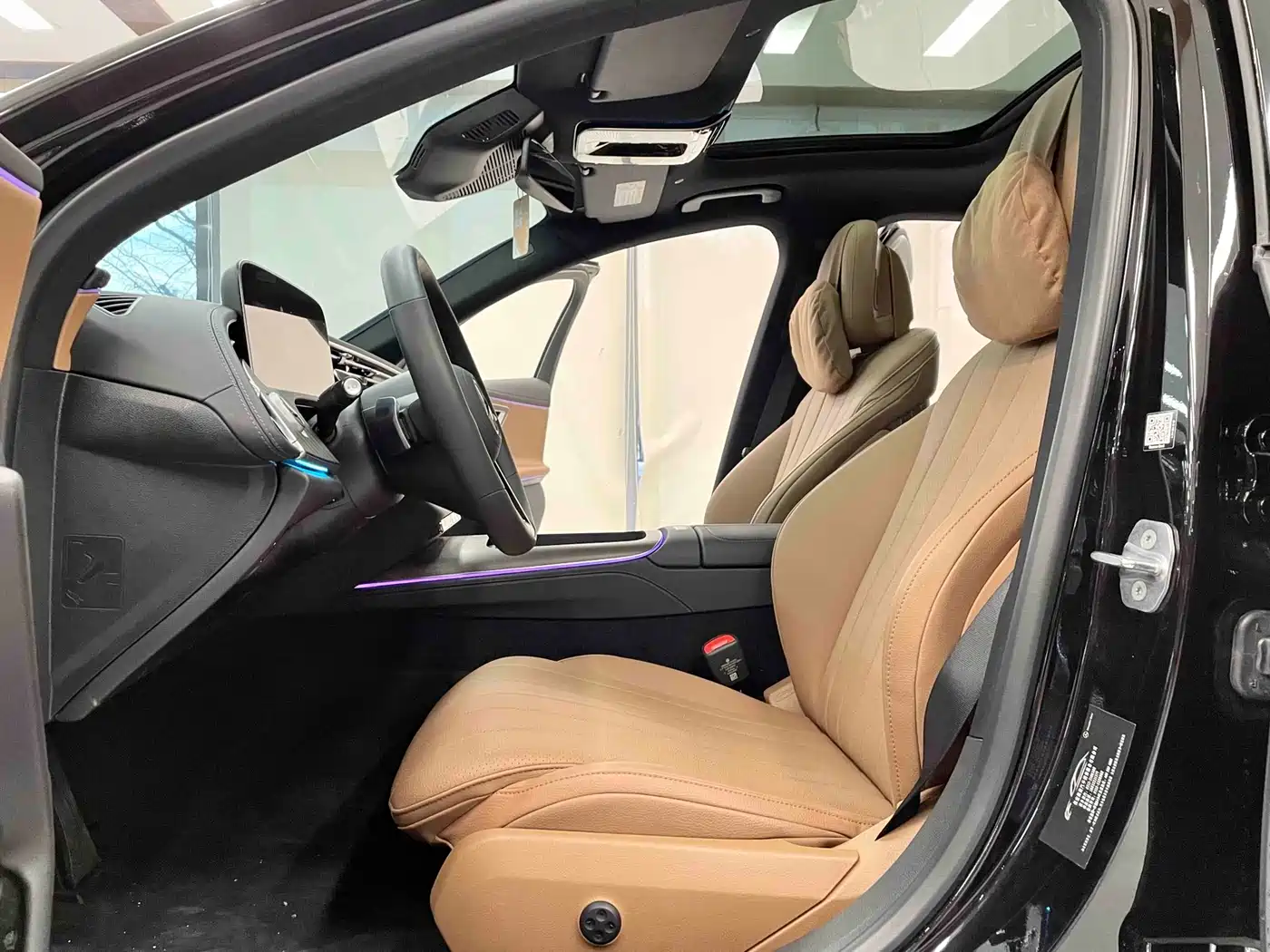 Mercedes-Benz E-Class 2025 E 300 L Fashion фото 4
