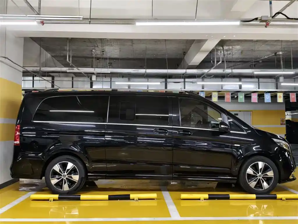Mercedes-Benz V-Class 2020 Model V 260 L Long Wheelbase Luxury фото 15