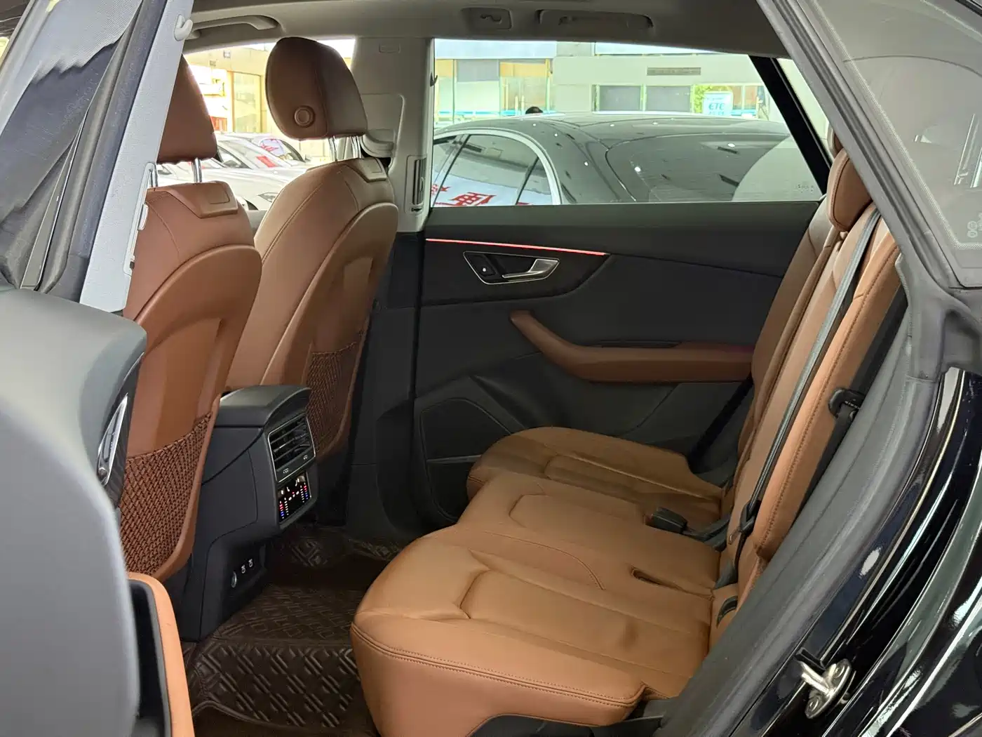 Audi Q8 2021 Model 55 TFSI Luxury Dynamic фото 5