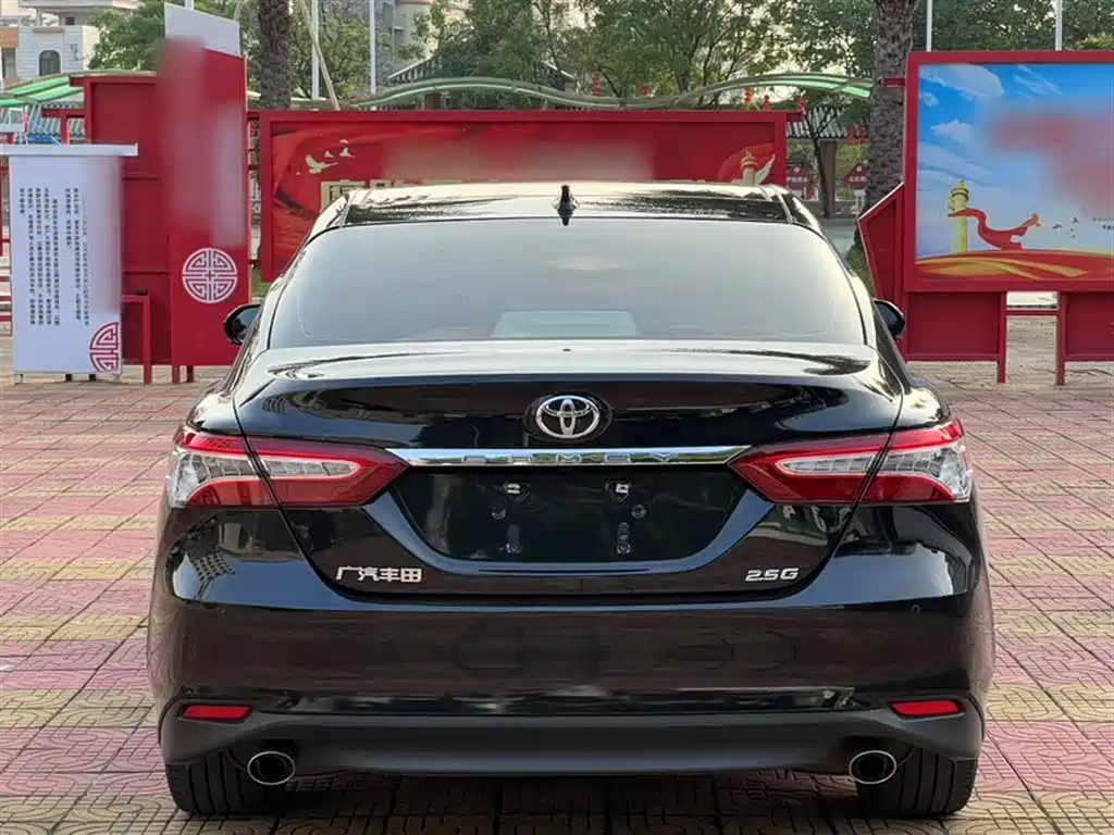 Toyota Camry 2021 2.5G Luxury Edition фото 8