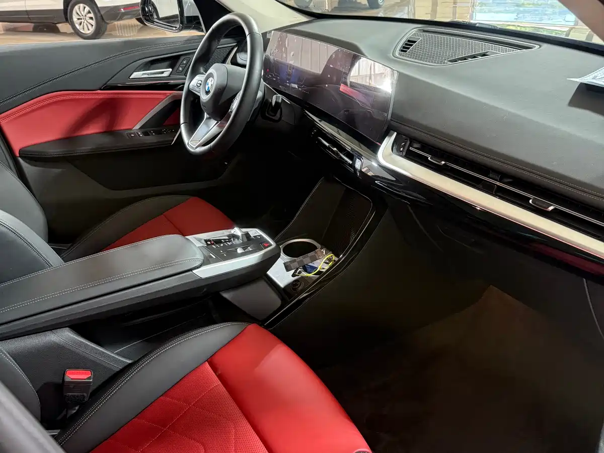 BMW X1 2023 sDrive20Li X Design Package фото 8
