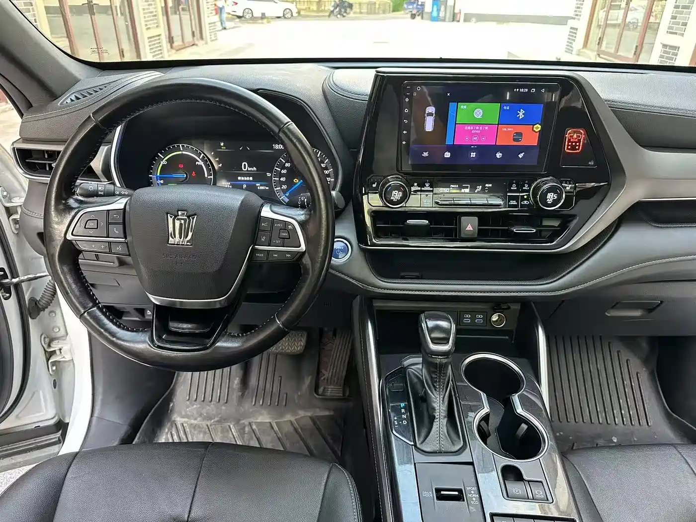 Toyota Crown Kluger 2021 2.5L HEV 4WD Luxury фото 10