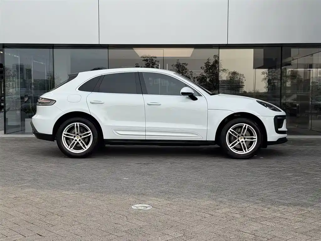 Porsche Macan 2024 Macan 2.0T фото 6