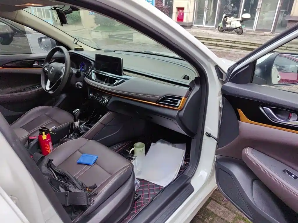 Changan Eado DT 2019 2019 1.6L Manual Premium Edition China VI