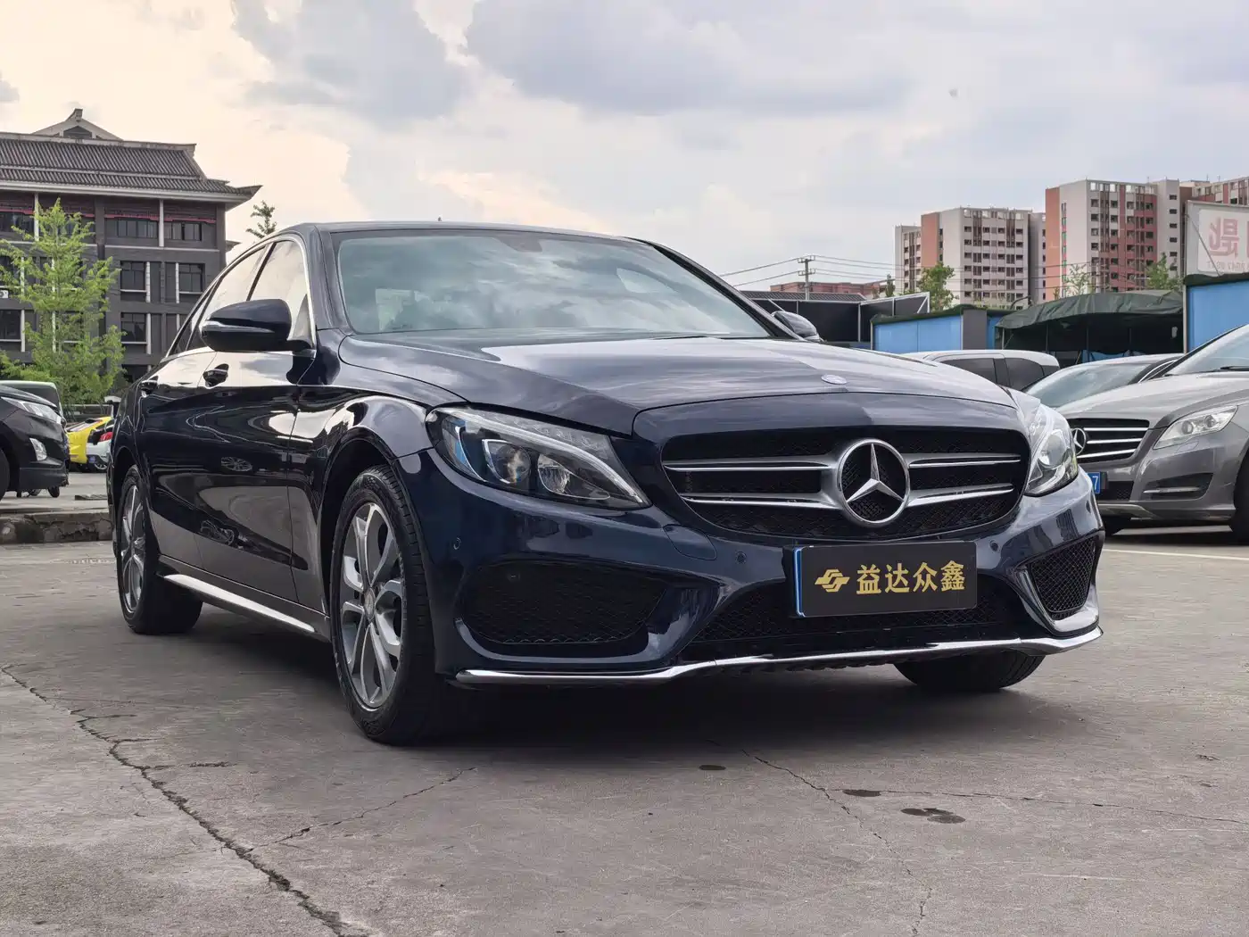 Mercedes-Benz C-Class 2015 Facelift C 180 L Sport фото 3