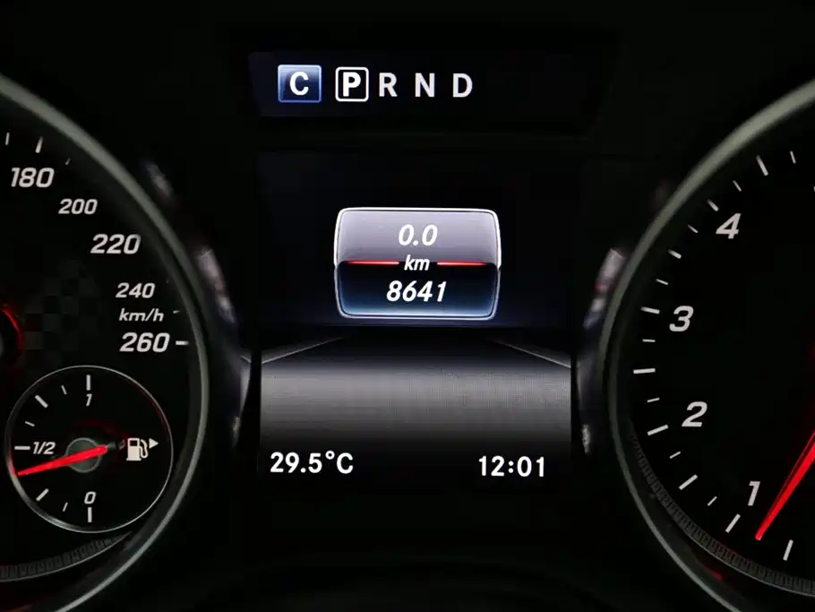 Mercedes-Benz SLC 2019 SLC 260 Jinyu Collector's Edition фото 16