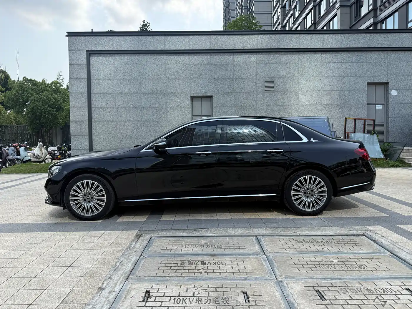 Mercedes-Benz E-Class 2020 E 300 L Fashion фото 13