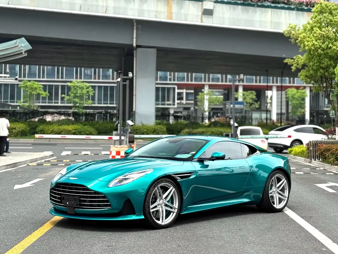 Aston Martin DB12 2025 2025 4.0T V8 Coupe